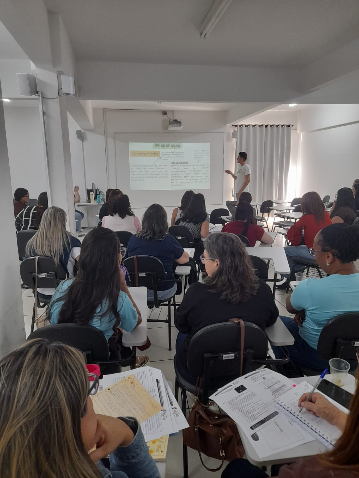 Franca alinha metas do 2º semestre para 27 mil alunos em escolas e creches