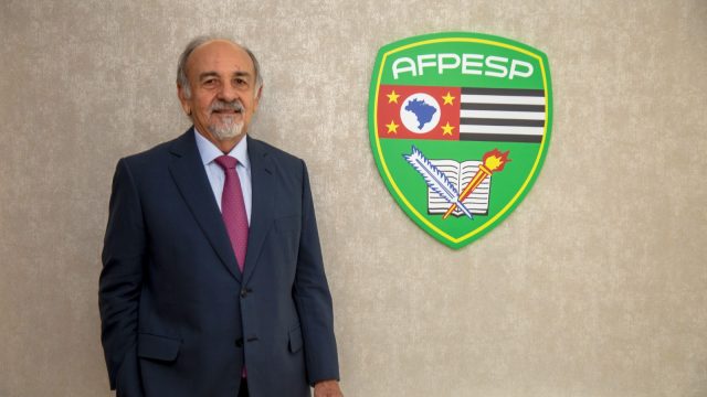 Associação dos Funcionários Públicos do Estado defende voto para fortalecer a democracia
