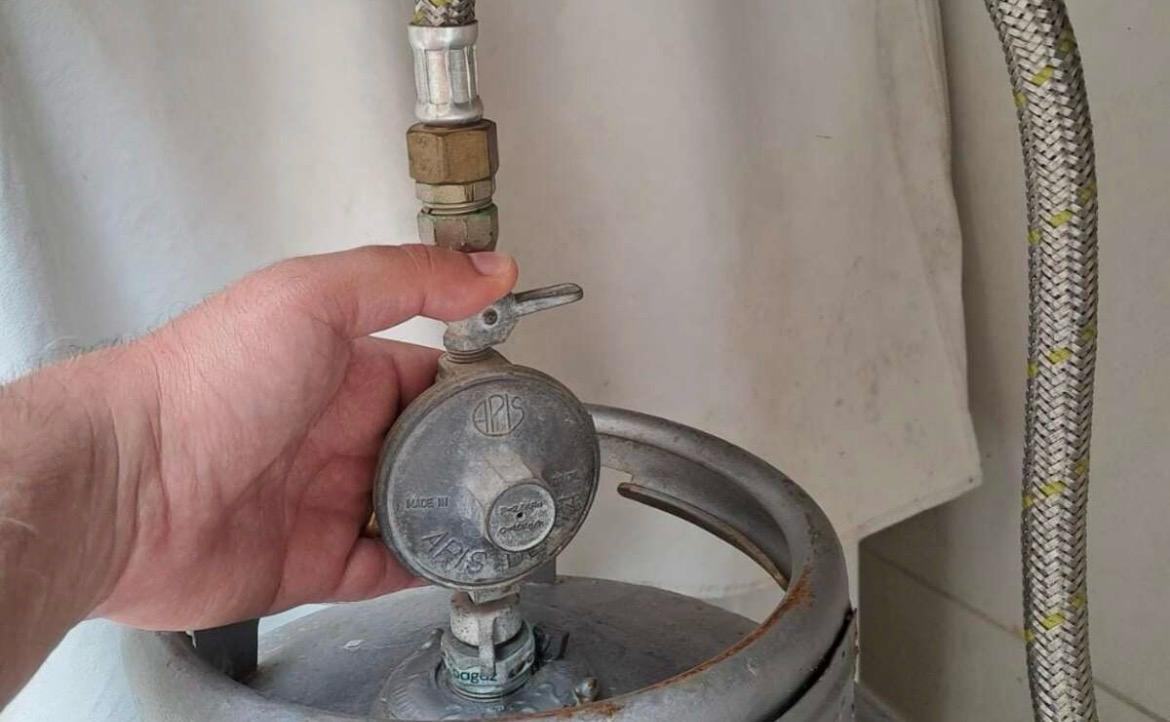 Segurança na cozinha: Ipem-SP alerta para cuidados no manuseio de botijões de gás