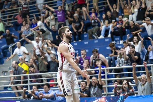 Lucas Siewert tem lesão no pé e desfalca Sesi Franca nas semifinais do Paulista