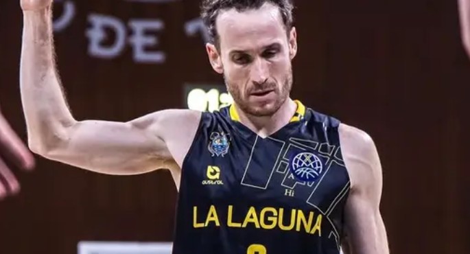 Marcelinho Huertas é eleito como o maior jogador da Basketball Champions League