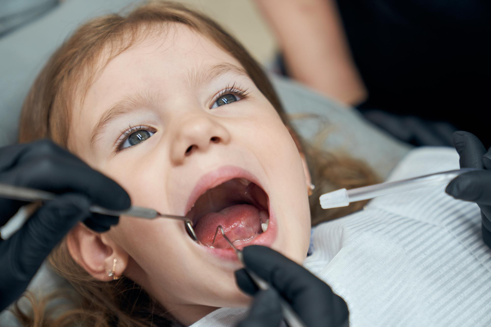 Veja 6 dicas para lidar com o medo de dentista em crianças, adolescentes e adultos