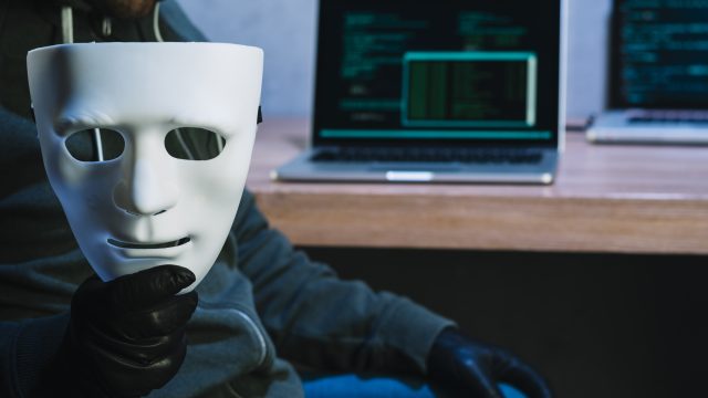 Golpe com Inteligência Artificial: os sinais que você aprendeu já não funcionam tão bem