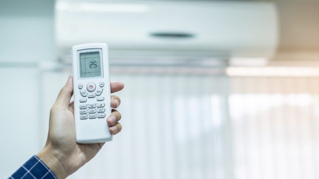 Como utilizar os equipamentos de climatização e ainda economizar na conta de luz