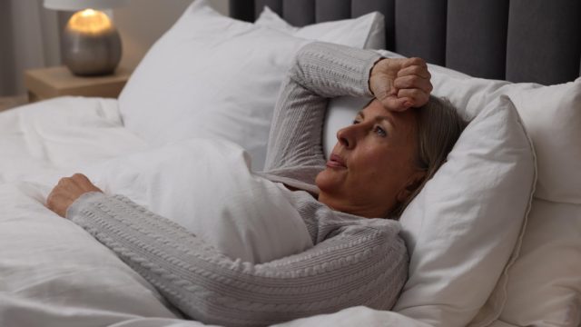 Você pode estar prejudicando seu sono muito antes de pensar em ir para a cama