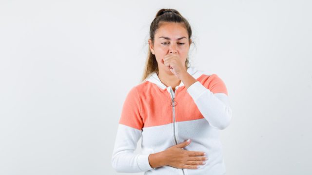 Refluxo gastroesofágico piora com a mudança de temperatura? Médica explica