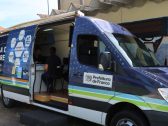 Bora Crescer nos Bairros leva serviços para MEIs e trabalhadores no Jardim Guanabara