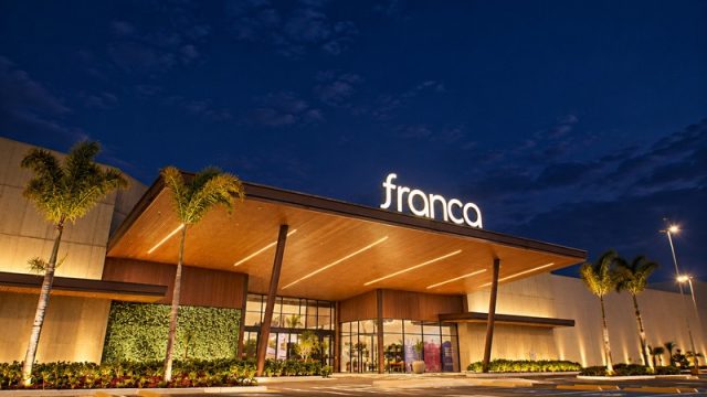 Franca Shopping completa 33 anos com renovação do mix e novas operações