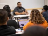 ACIF abre vagas para cursos de atendimento, marketplaces, precificação e RH