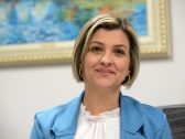 Delegada Graciela supera 70 mil votos e vai para terceiro mandato. Veja quem teve voto em Franca!